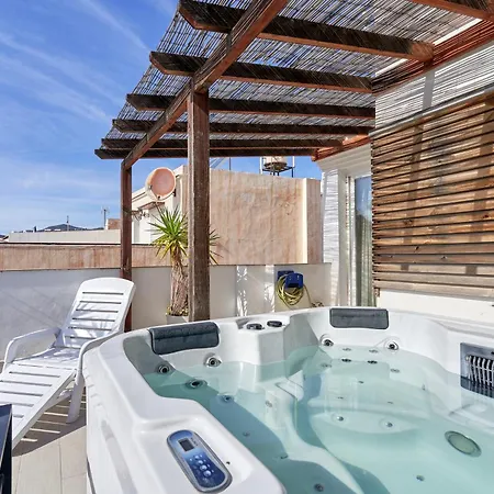 Luxury Penthouse *