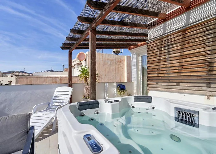 Luxury Penthouse *